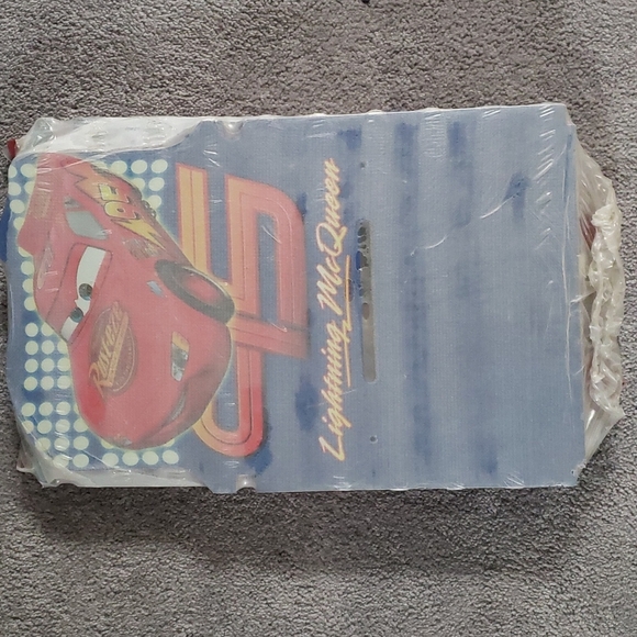 New lightning McQueen rocking chair - Picture 1 of 4